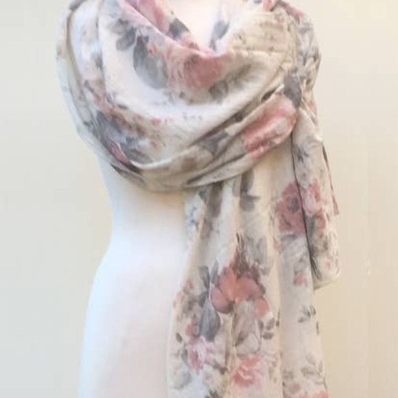 Italian Pure Linen Floral Dress. - Picture 3 of 5